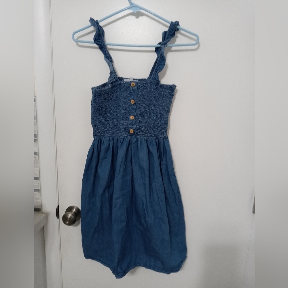Madison Grey Smocked Youth Girls Denim Sun dress with ruffled Shoulder straps M